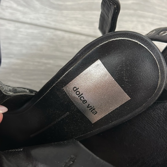 Dolce Vita Black Peep-Toe Heels 6 - Picture 2 of 9